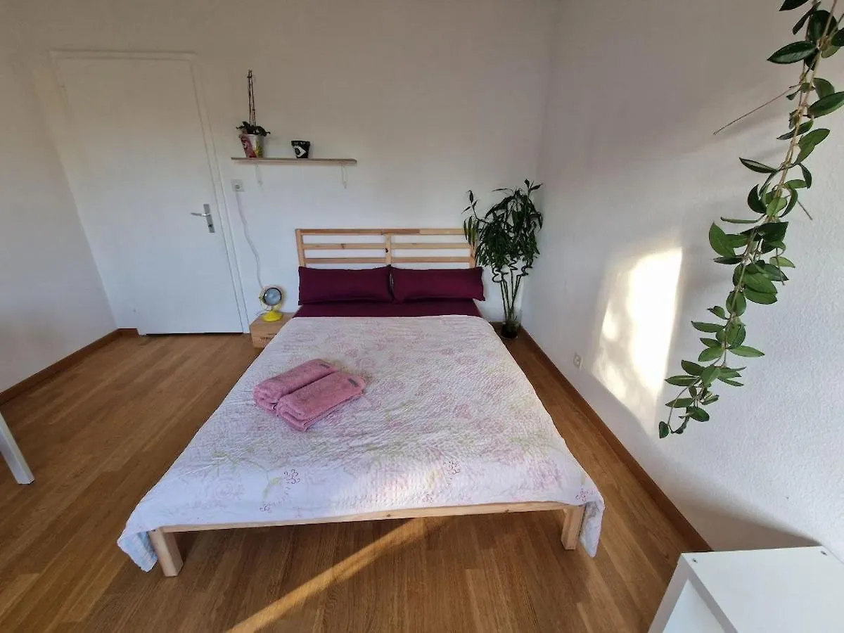 Bright And Cozy Apartment-Central Basilea 0*,  Suiza