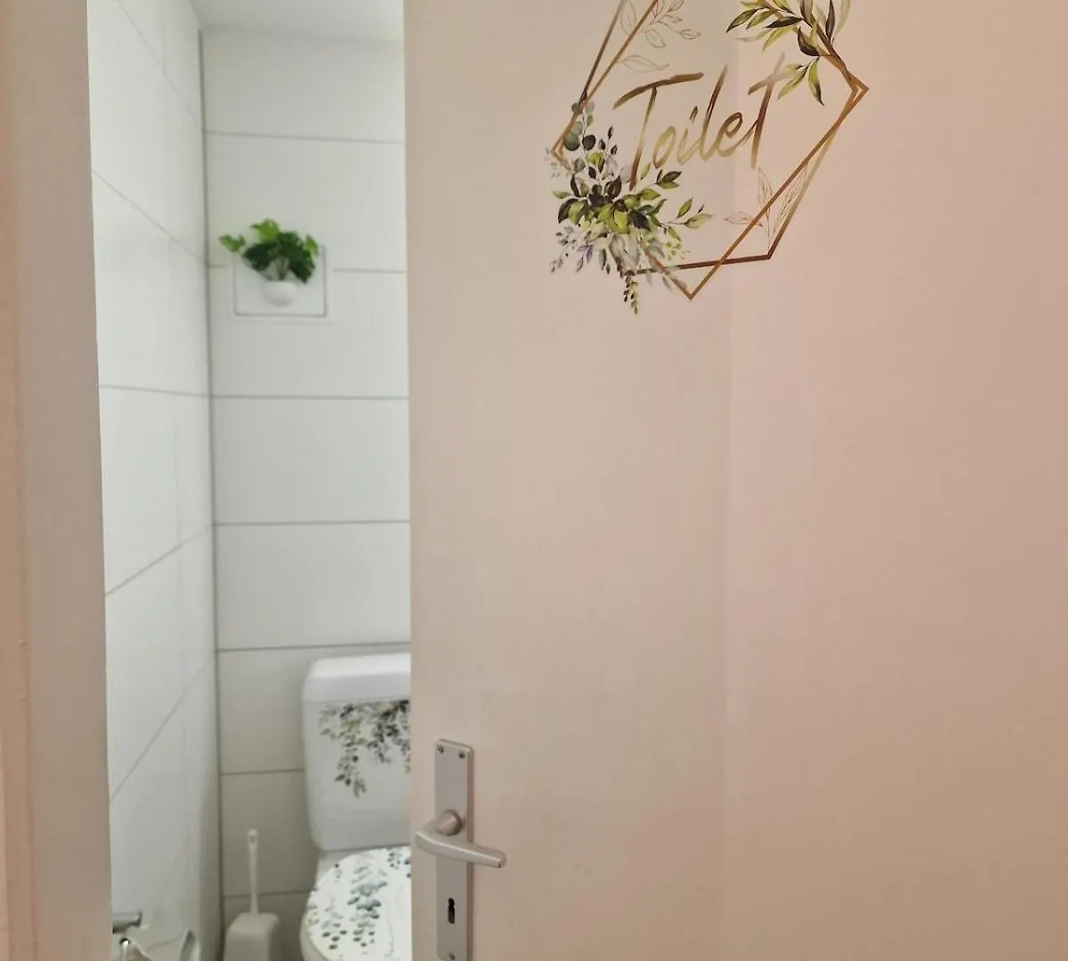 Bright And Cozy Apartment-Central Basilea 0*,  Suiza